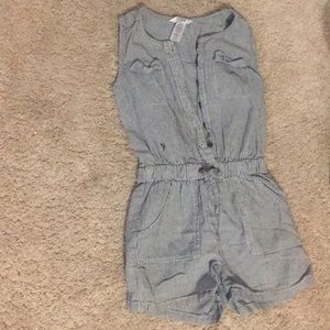 I am selling a romper